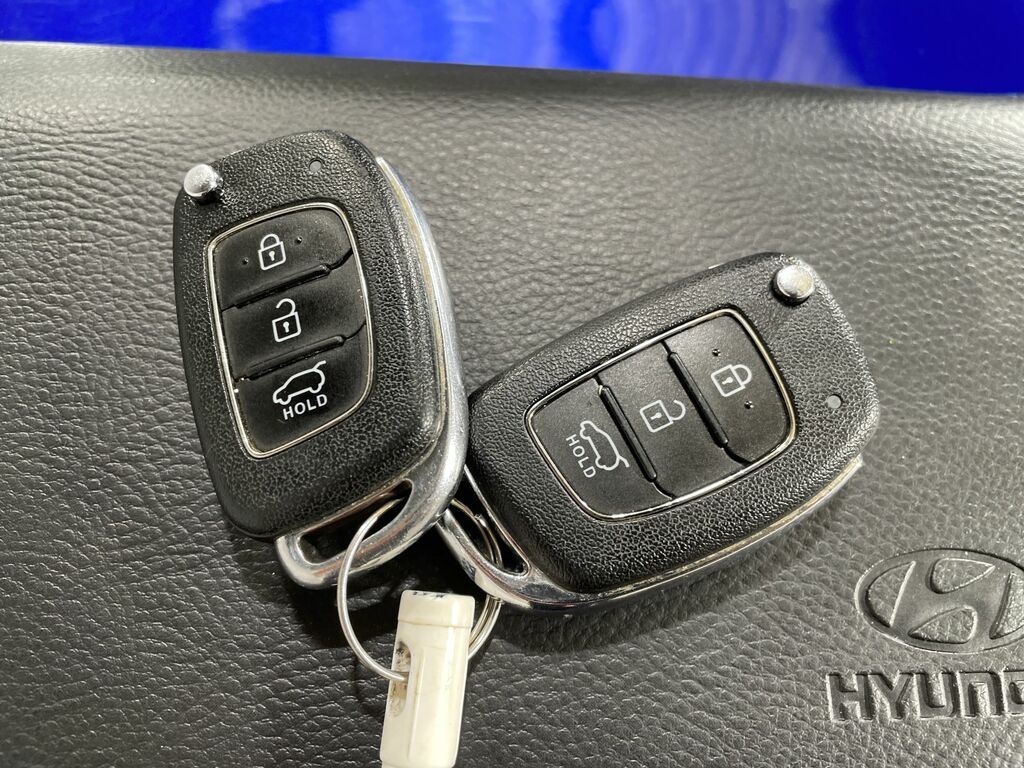 Hyundai Bayon Se Connect Blue #43