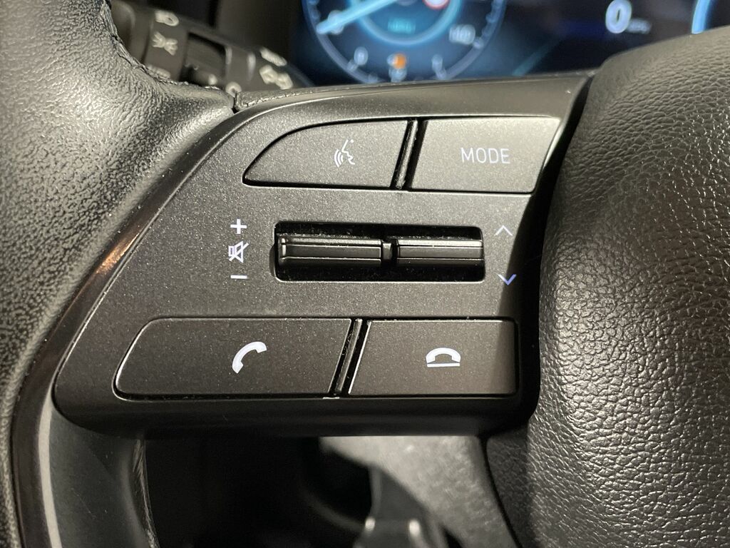 Hyundai Bayon Se Connect Blue #38