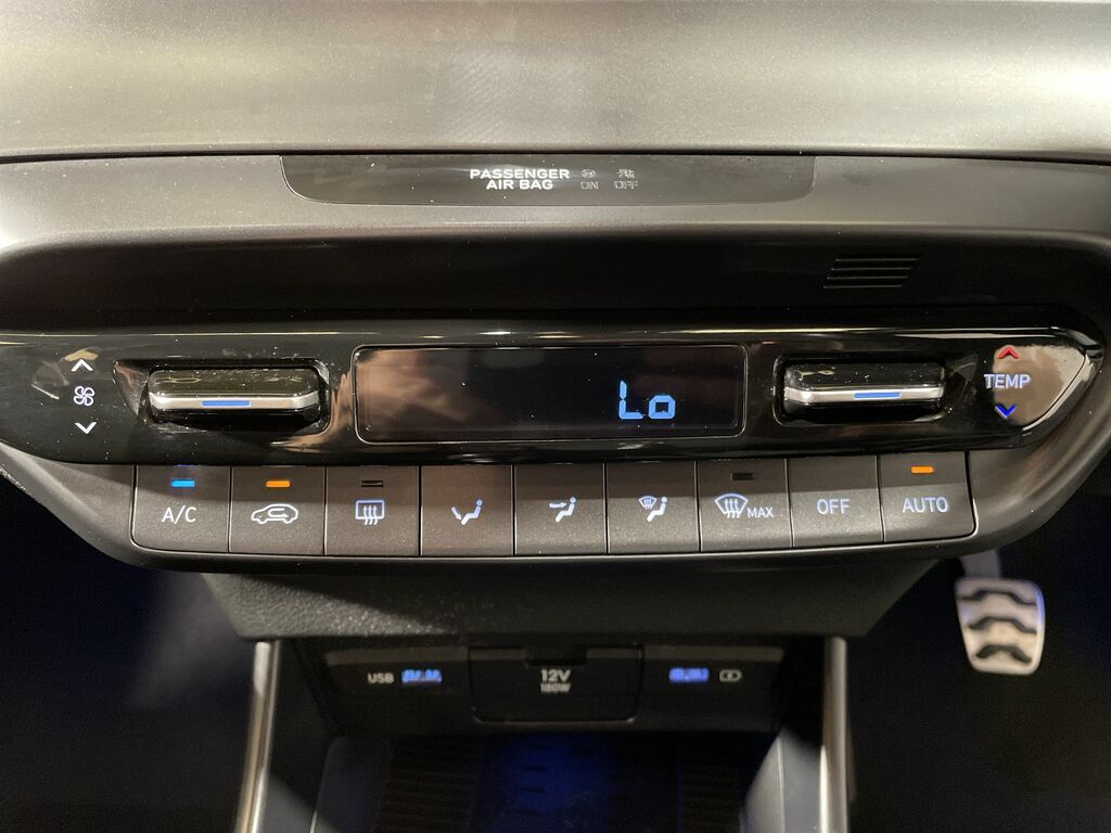 Hyundai Bayon Se Connect Blue #30