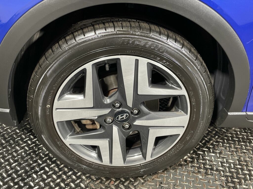 Hyundai Bayon Se Connect Blue #44