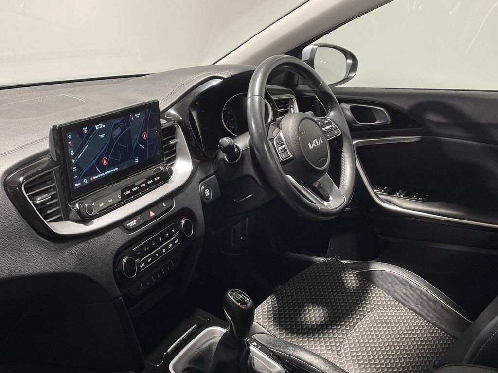 Kia Xceed 3 Isg Silver #2