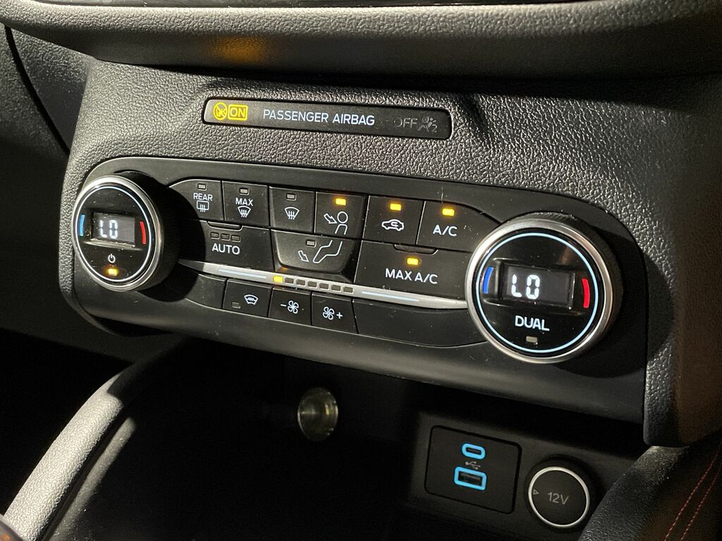 Ford Kuga 1.5 Ecoboost 150 St-line First Edition #33