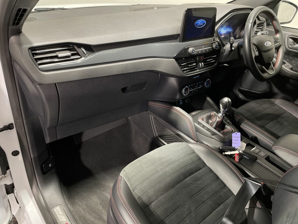 Ford Kuga 1.5 Ecoboost 150 St-line First Edition #3
