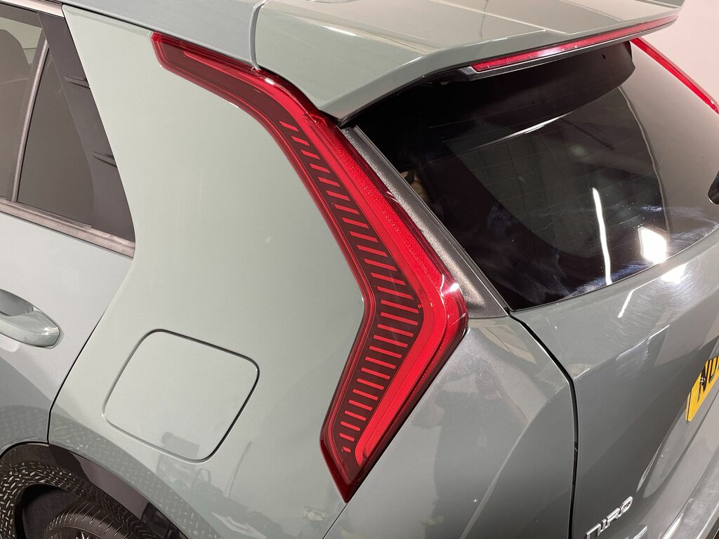Kia Niro Niro 3 Hev Red #15