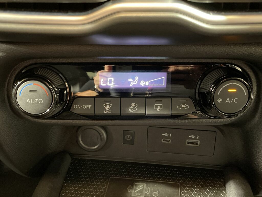 Nissan Juke N-connecta Grey #32