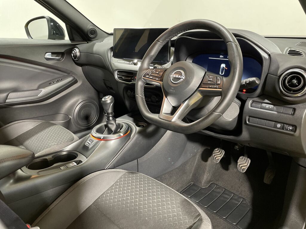 Nissan Juke N-connecta Grey #18