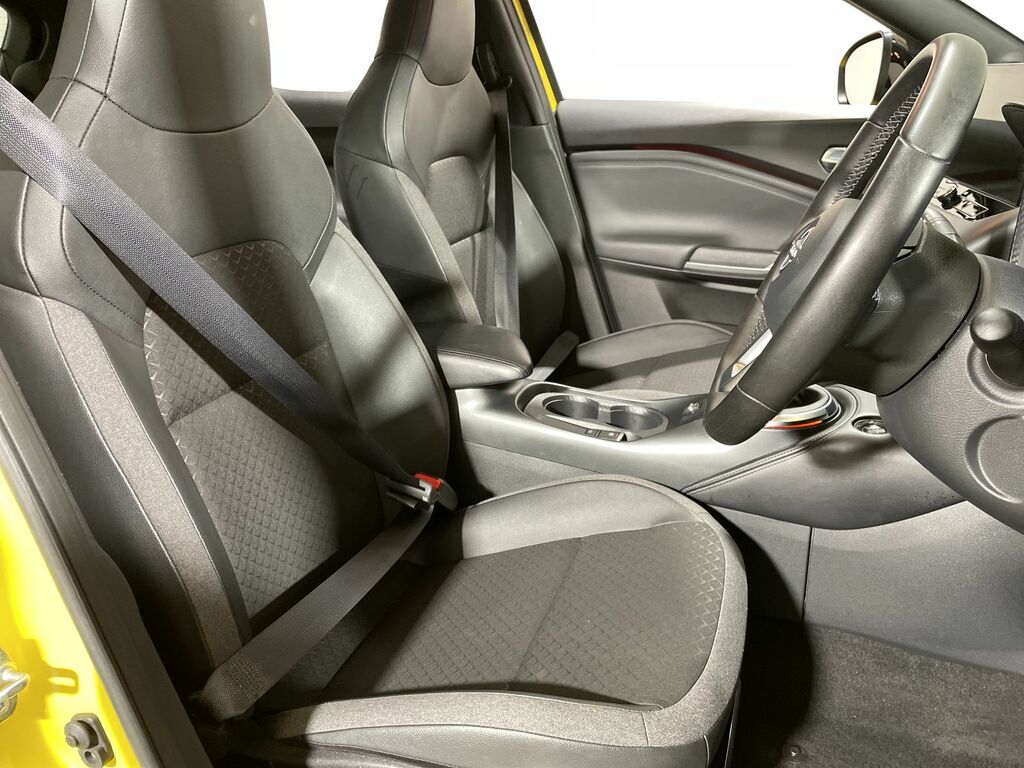 Nissan Juke N-connecta Grey #20