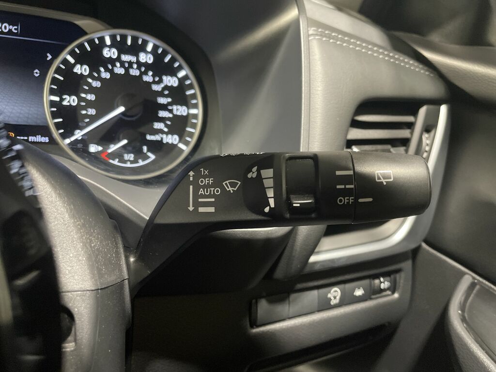 Nissan Qashqai Acenta Premium Grey #41
