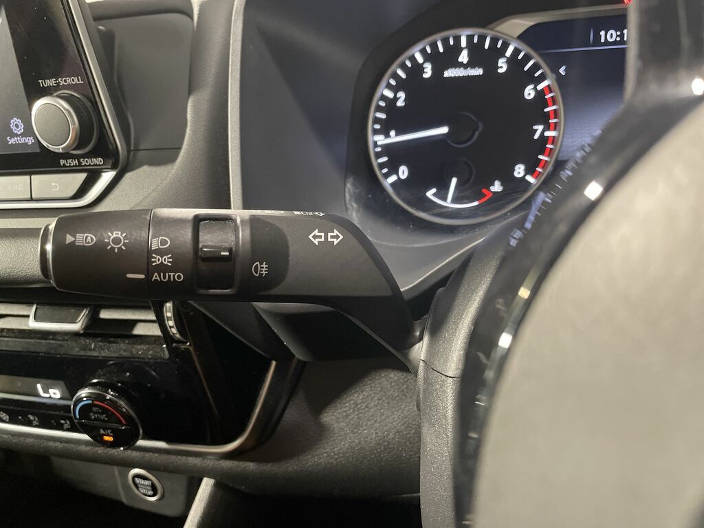Nissan Qashqai Acenta Premium Grey #40