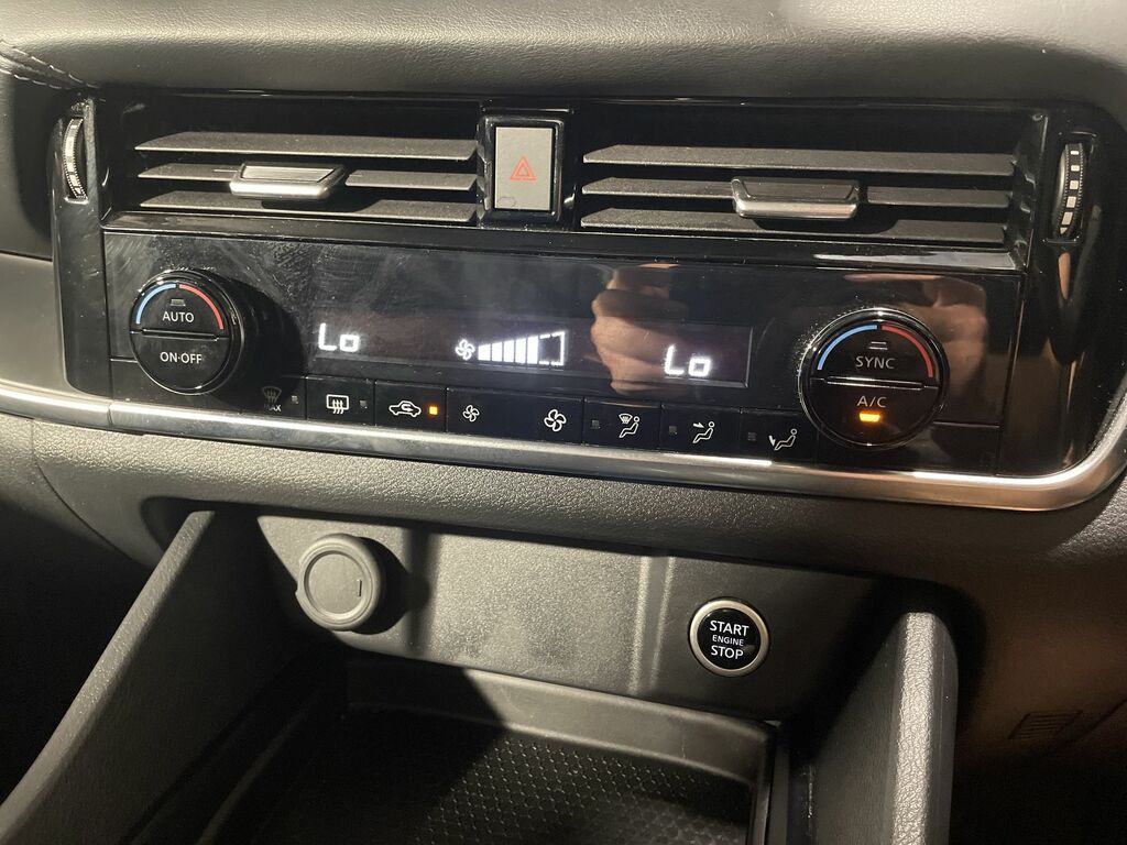 Nissan Qashqai Acenta Premium Grey #30