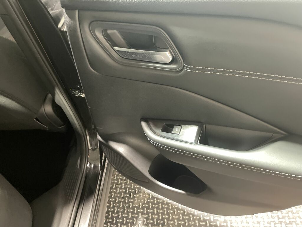 Nissan Qashqai Acenta Premium Grey #35