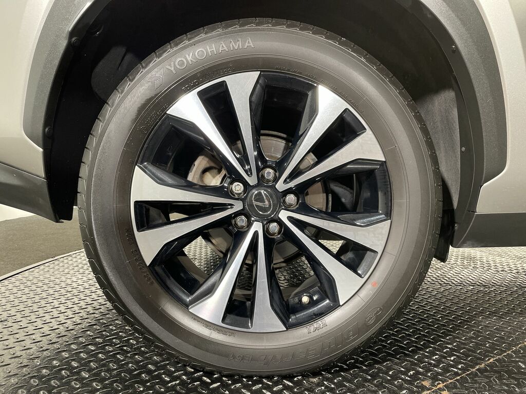 Lexus NX Nx 300H Takumi Cvt Silver #10