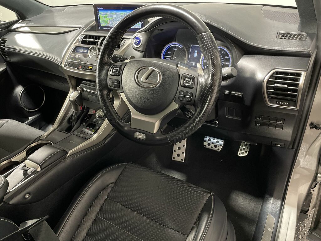Lexus NX Nx 300H Takumi Cvt Silver #39