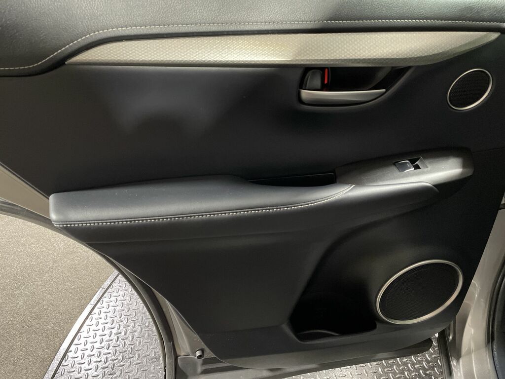 Lexus NX Nx 300H Takumi Cvt Silver #26