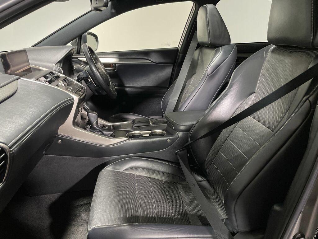 Lexus NX Nx 300H Takumi Cvt Silver #25