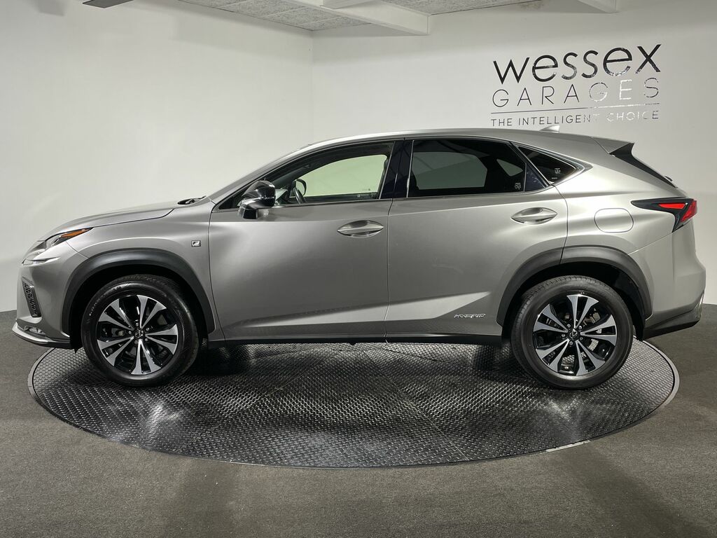 Lexus NX Nx 300H Takumi Cvt Silver #18