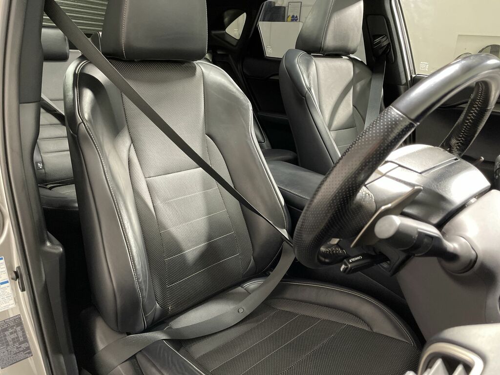 Lexus NX Nx 300H Takumi Cvt Silver #40