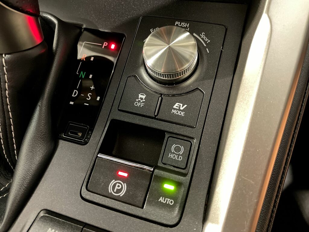Lexus NX Nx 300H Takumi Cvt Silver #37