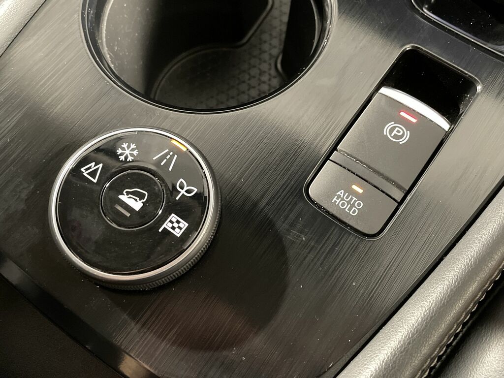 Nissan X-Trail Tekna Silver #37