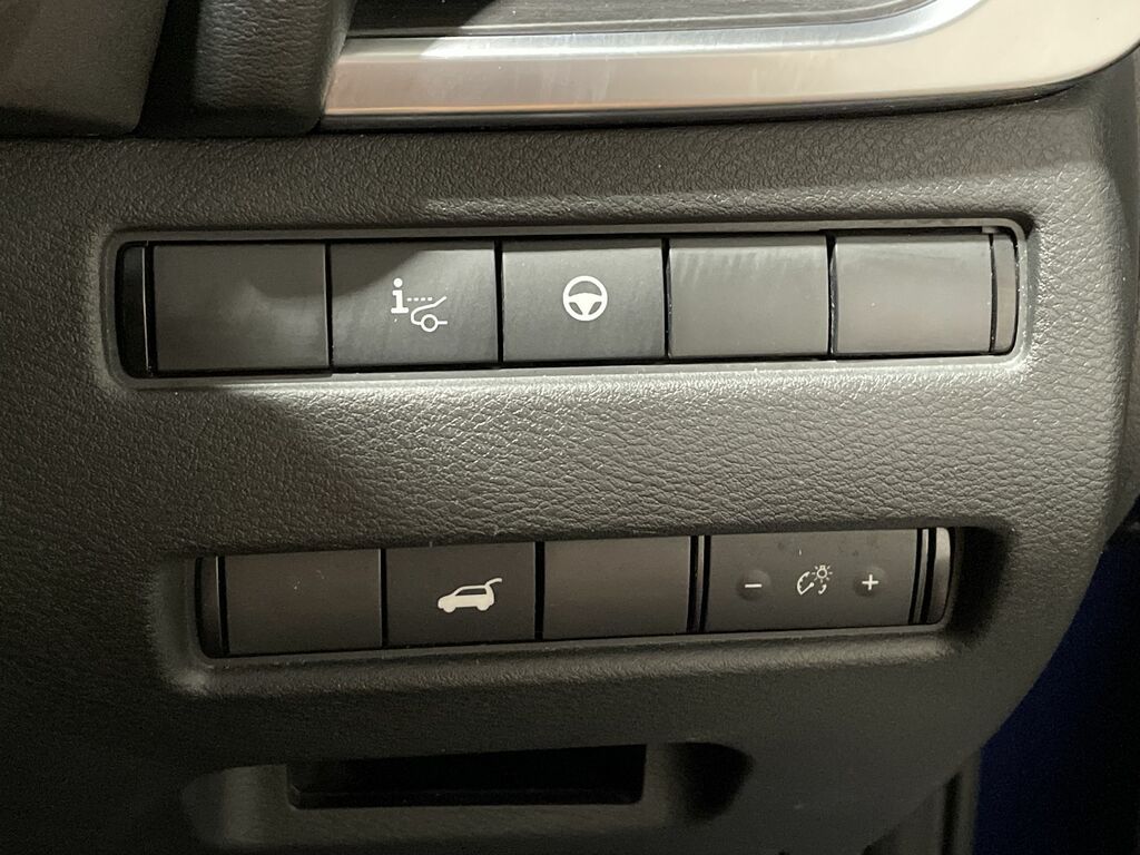 Nissan X-Trail Tekna Silver #49