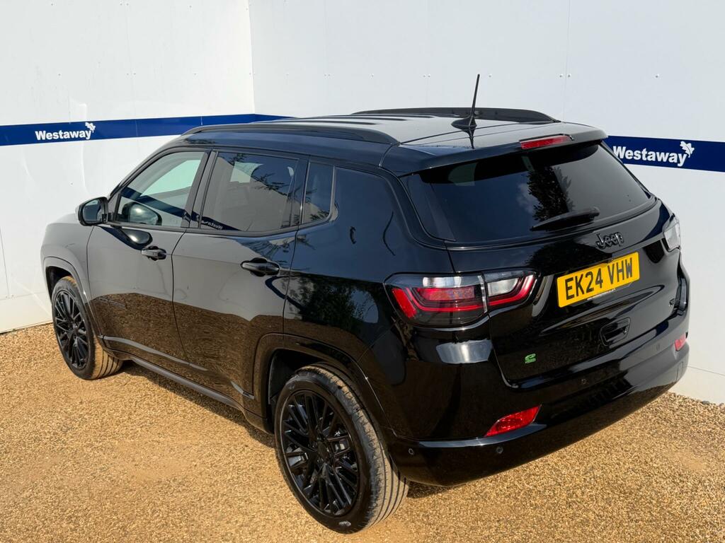 Jeep Compass 1.5 T4 E-torque Hybrid S Model Dct - 2024 24 Black #3