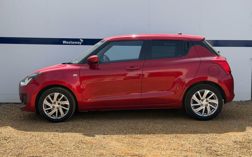 Suzuki Swift 1.2 Dualjet 83 12V Hybrid Sz-t - 2023 72 AF72KOH Red #5