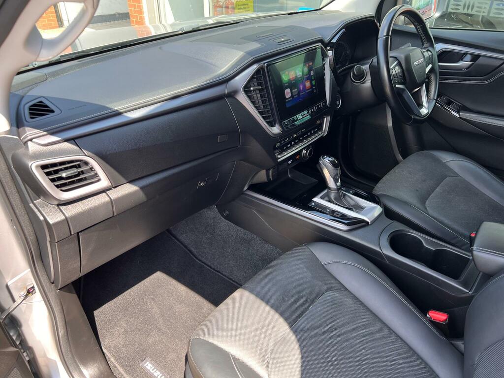 Isuzu D-Max V-cross Auto Grey #17