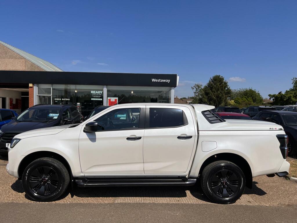Isuzu D-Max 1.9 V-cross Double Cab 4X4 White #5