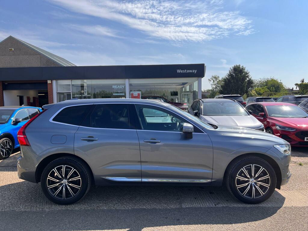 Volvo XC60 2.0 B4d Inscription Awd Geartronic Grey #2
