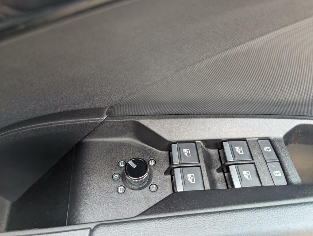 Audi Q4 E Tron 150Kw 40 82Kwh S Line Cstech Pack Grey #38