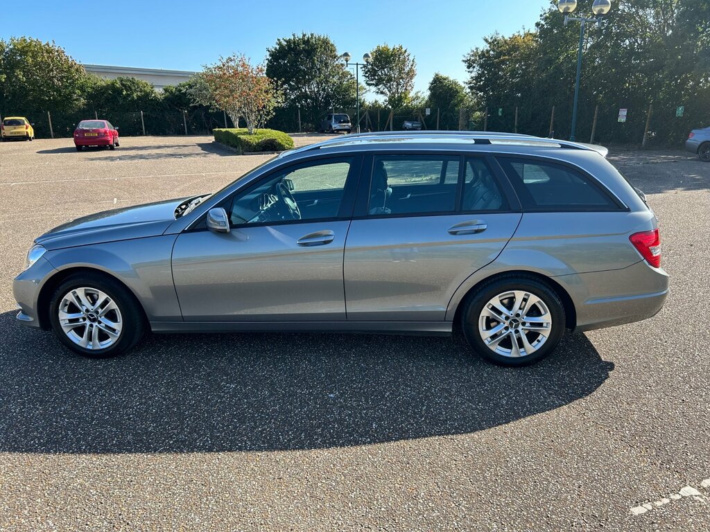 Mercedes-Benz C Class 2.1 C200 Cdi Blueefficiency Executive Se Estate KS62ZSN Silver #6