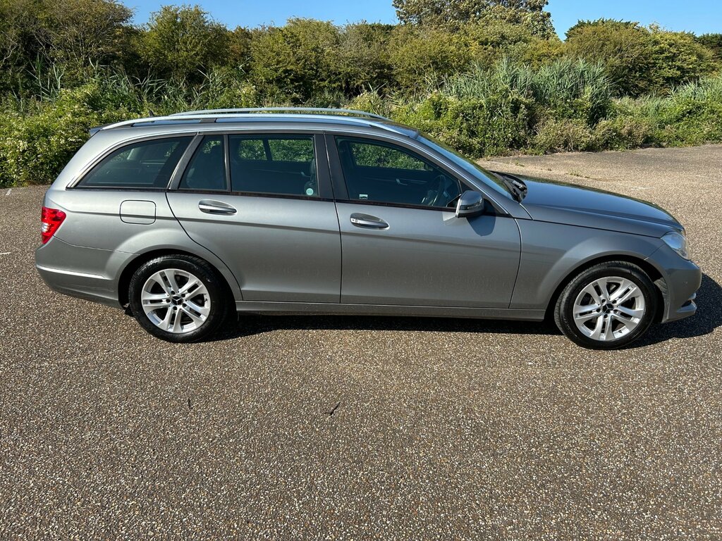 Mercedes-Benz C Class 2.1 C200 Cdi Blueefficiency Executive Se Estate KS62ZSN Silver #4