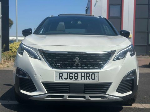 Peugeot 3008 1.5 Bluehdi Gt RJ68HRO White #2