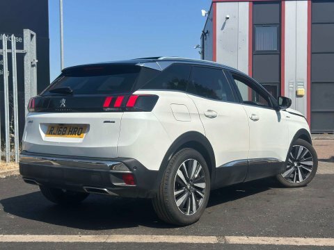 Peugeot 3008 1.5 Bluehdi Gt RJ68HRO White #4