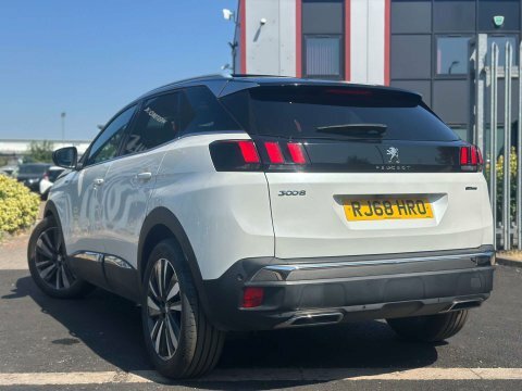 Peugeot 3008 1.5 Bluehdi Gt RJ68HRO White #6