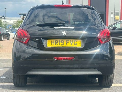 Peugeot 208 1.2 Puretech Tech HR19FVG Black #5