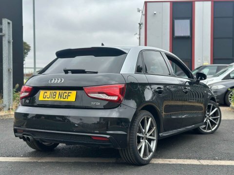 Audi A1 1.4 Tfsi Black GJ18NGF Black #4