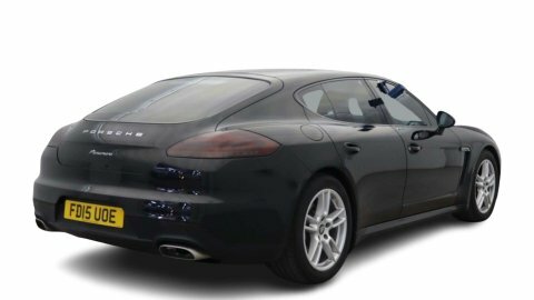 Porsche Panamera 3.0D V6 Hatchback Black #2