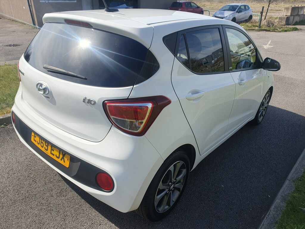 Hyundai I10 1.0 Play EJ69EJX White #6
