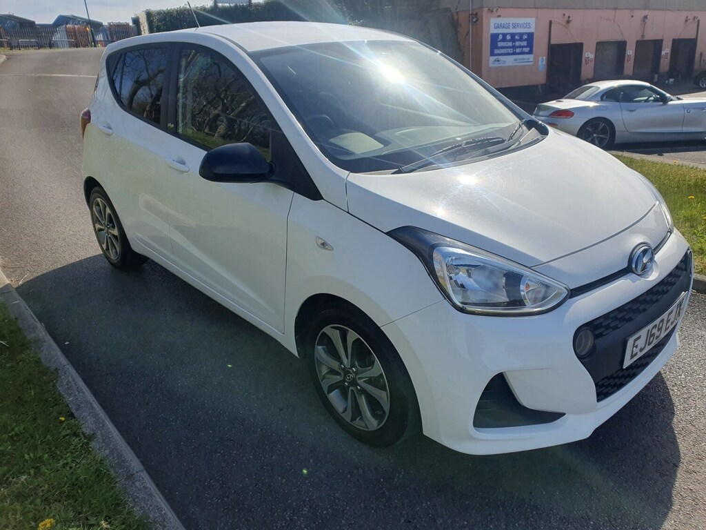 Hyundai I10 1.0 Play EJ69EJX White #3