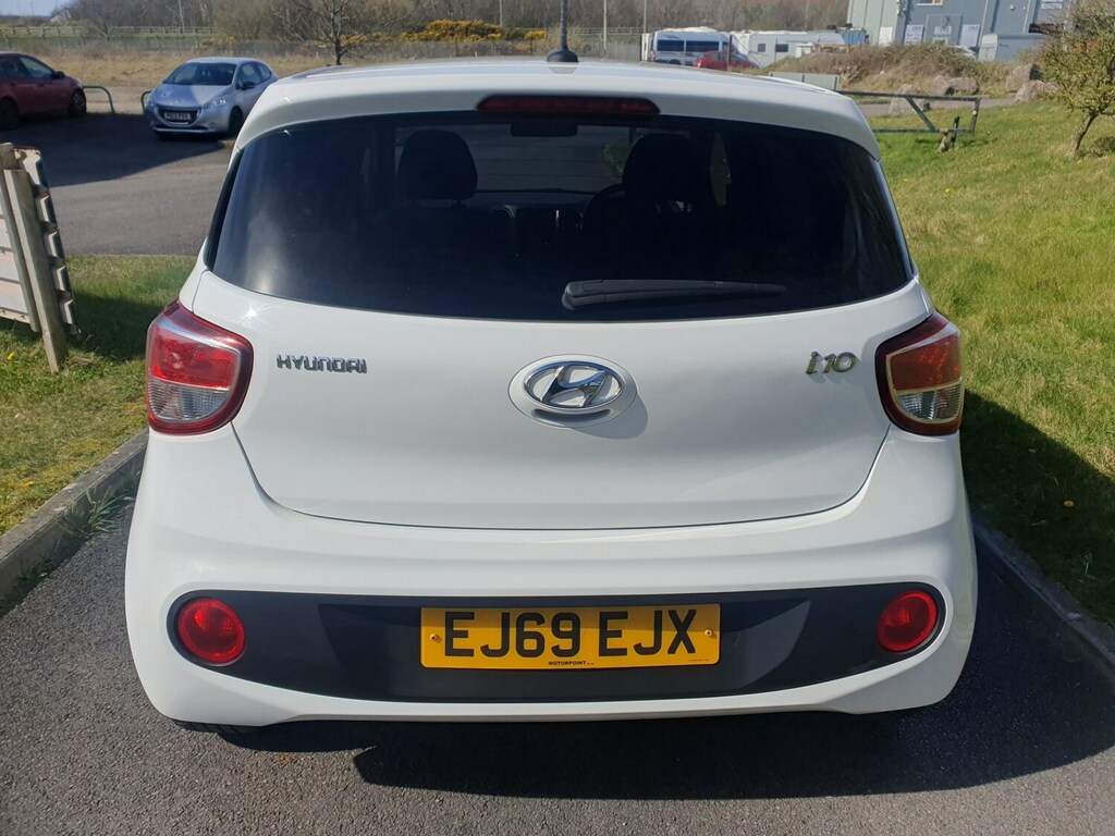 Hyundai I10 1.0 Play EJ69EJX White #5