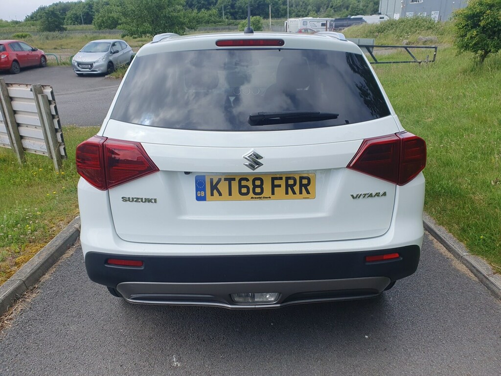 Suzuki Vitara 1.0 Boosterjet Sz-t KT68FRR White #6