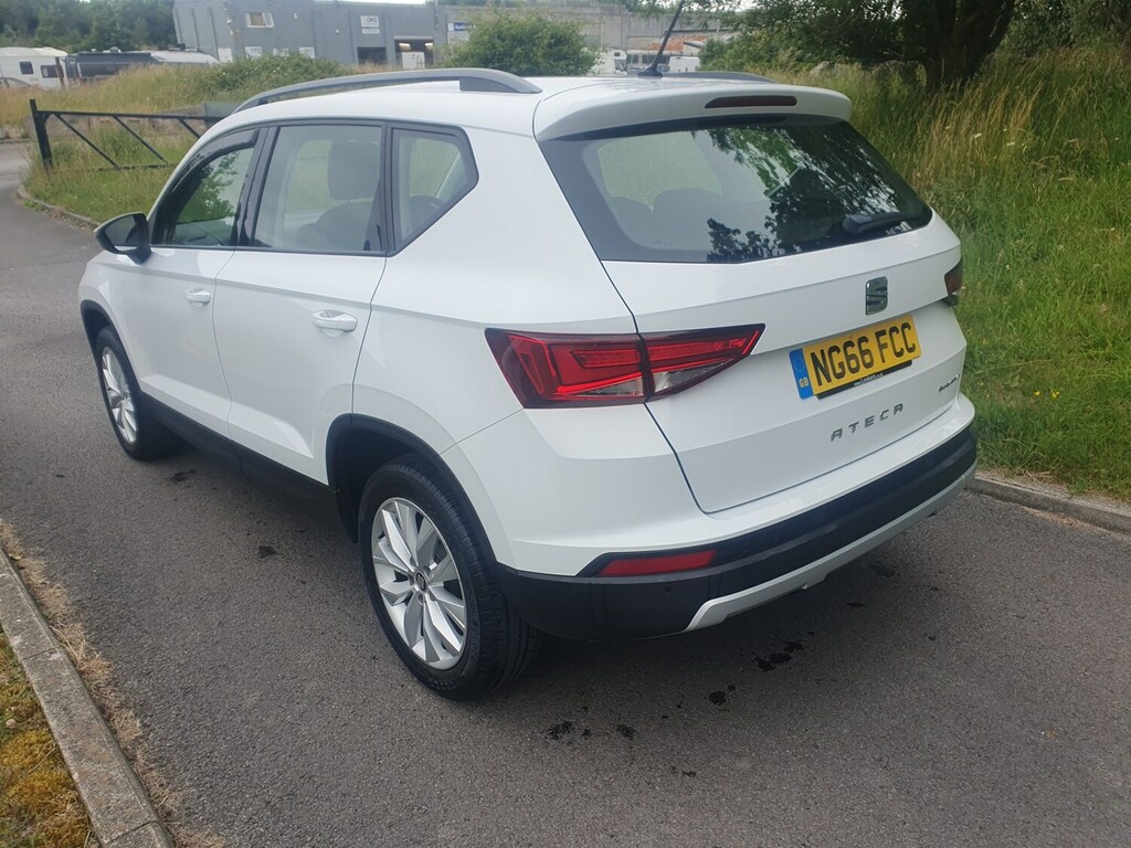 Seat Ateca 1.6 Tdi Ecomotive Se White #4