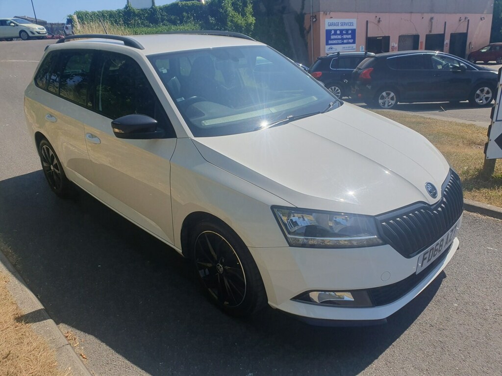 Skoda Fabia 1.0 Tsi Monte Carlo FD68AZT White #3