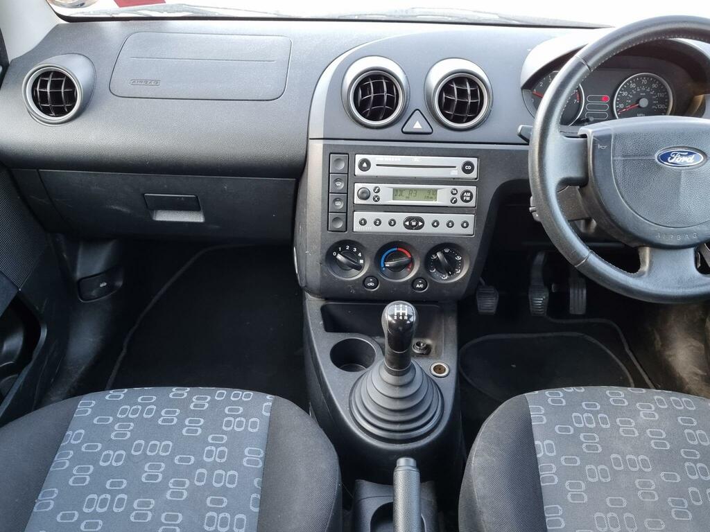 Ford Fiesta 16V LX Black #46