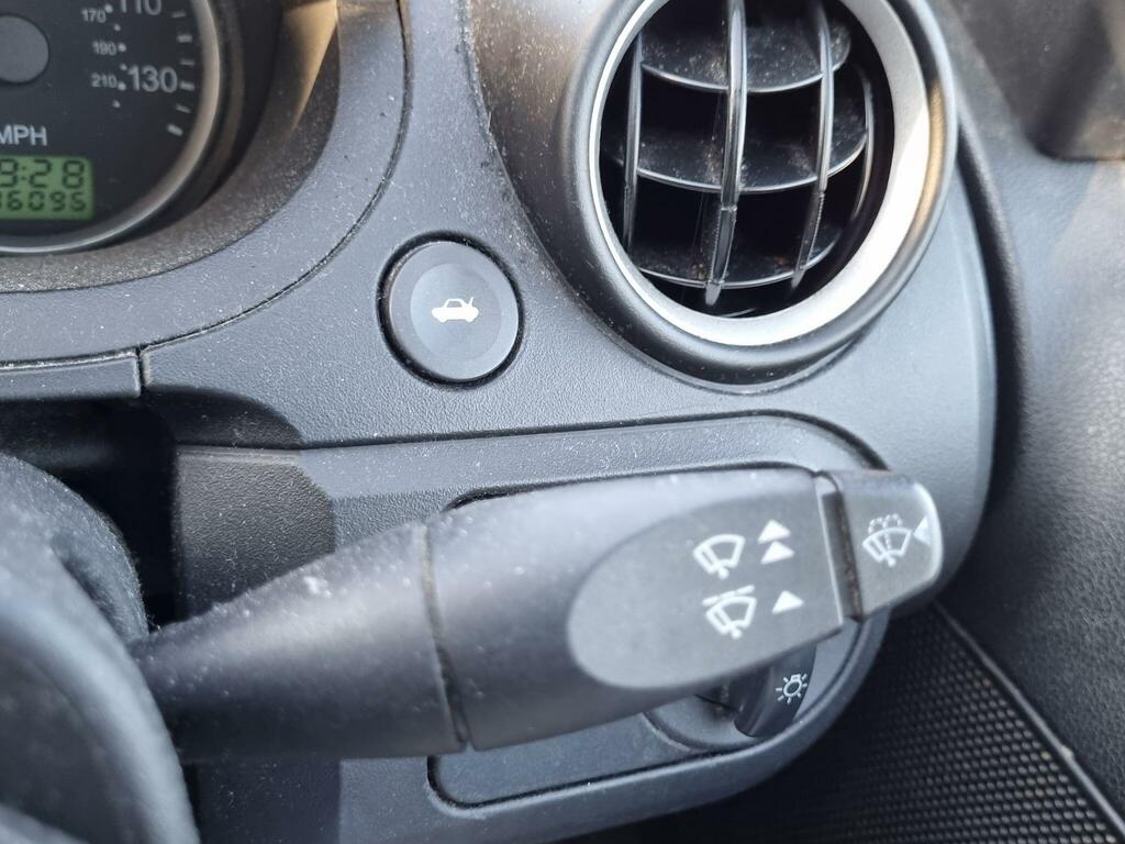 Ford Fiesta 16V LX Black #55