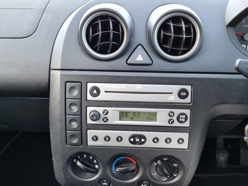 Ford Fiesta 16V LX Black #50