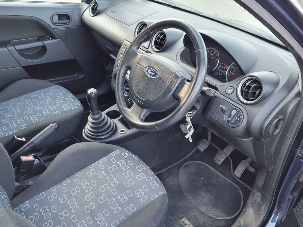 Ford Fiesta 16V LX Black #33