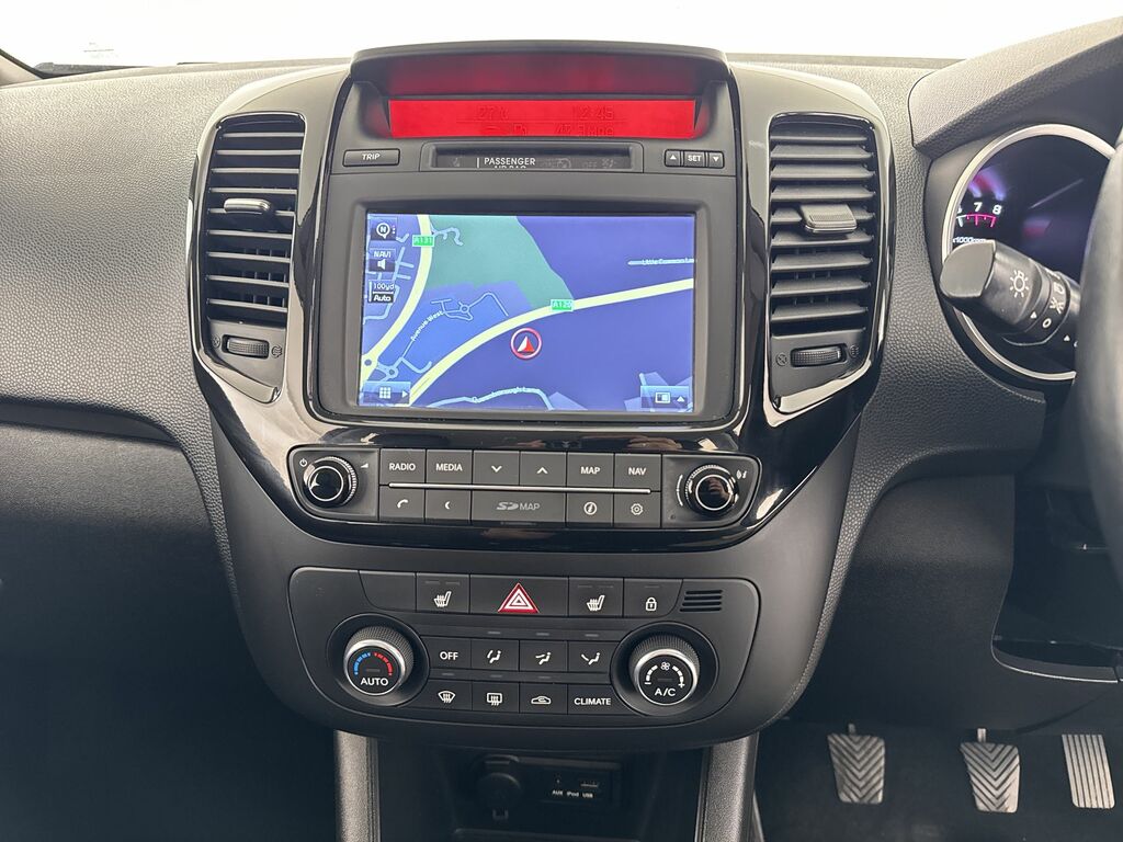 Kia Venga 2 Red #11