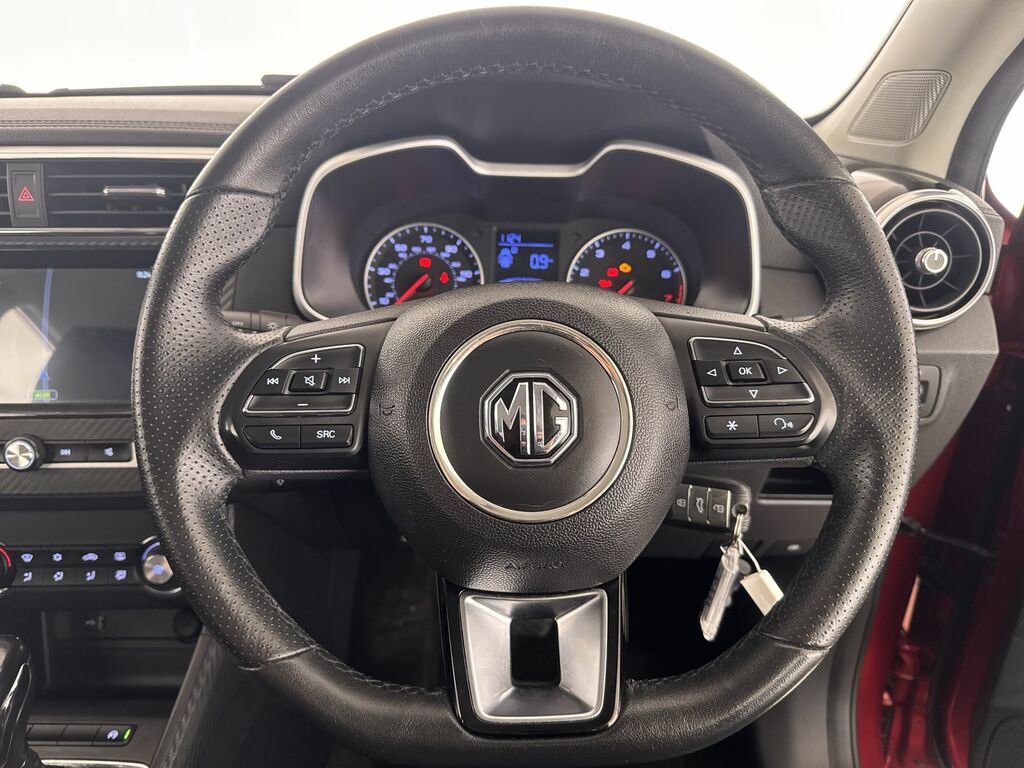 MG ZS 1.0 Zs Exclusive T Silver #20